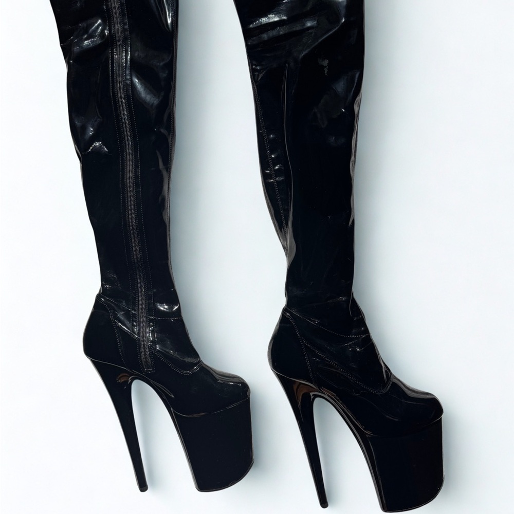 Thigh High 7in Pleasers Exotic Dancer High Heels  Black Platform Knee-High
